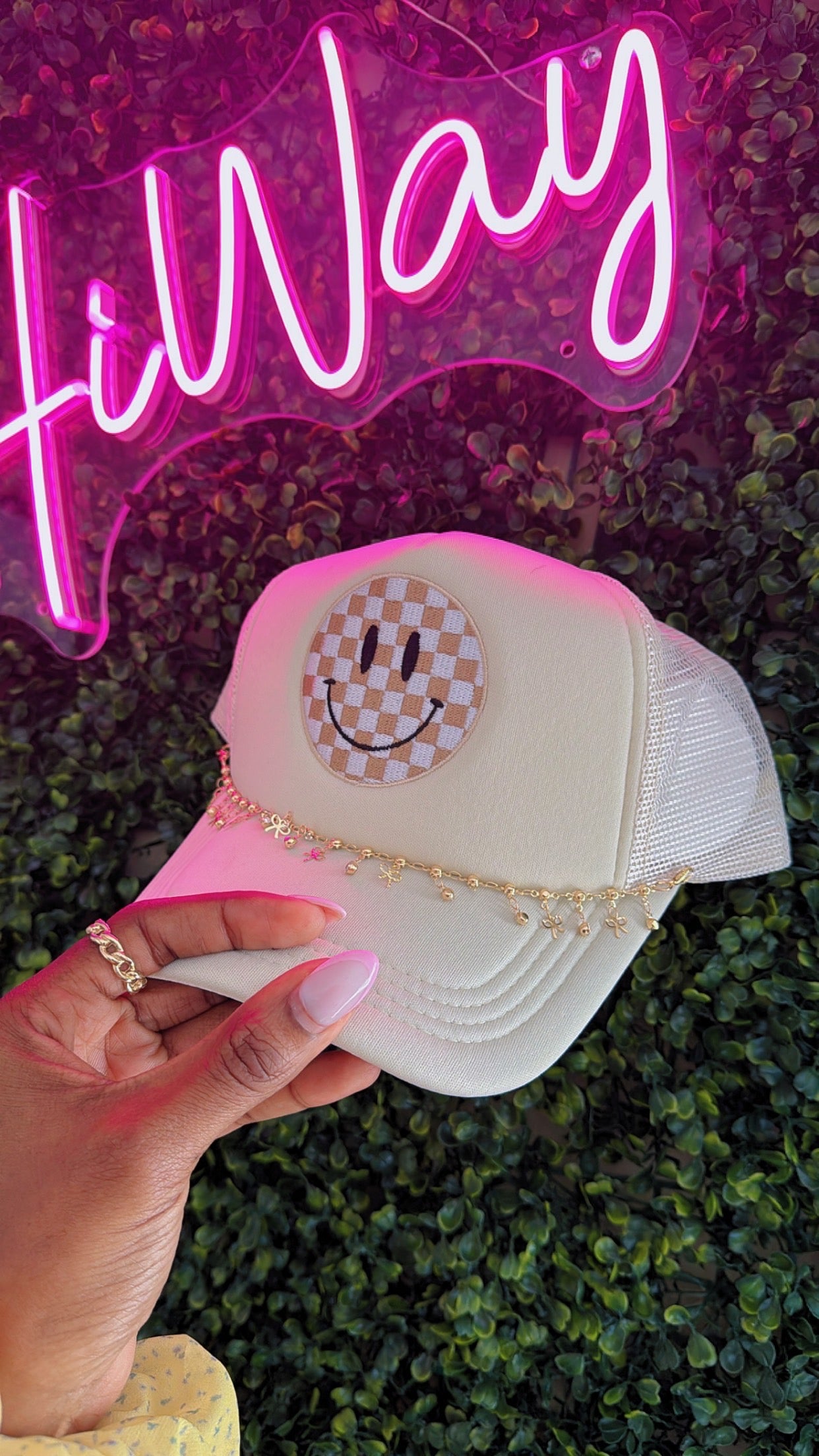 The Cream Checker Smiley Trucker